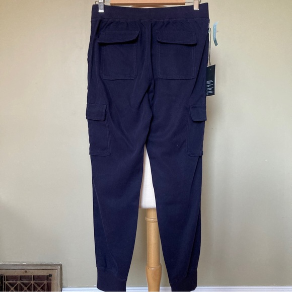 COMMUNITY Aritzia Celsus Pants NWT - Picture 2 of 7
